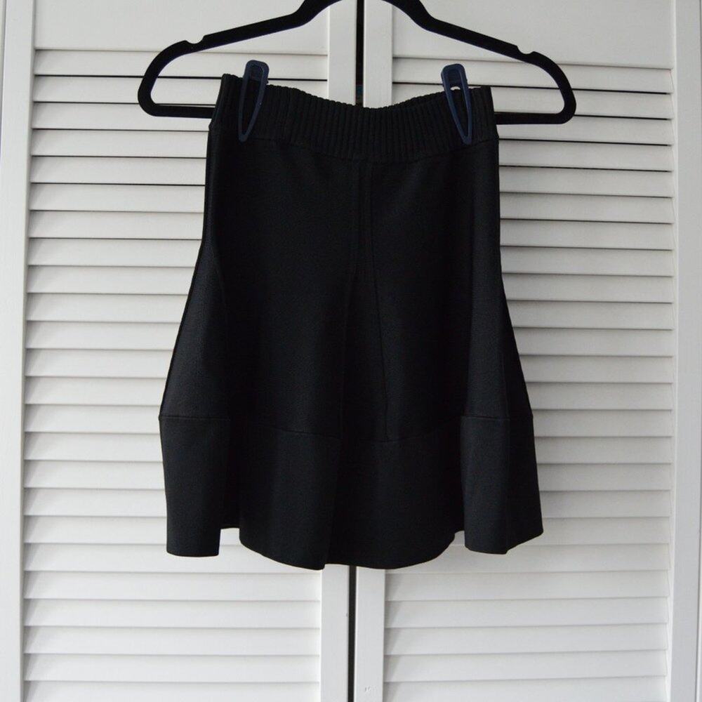 A.L.C. Small Black Stretch Skit | Size Small